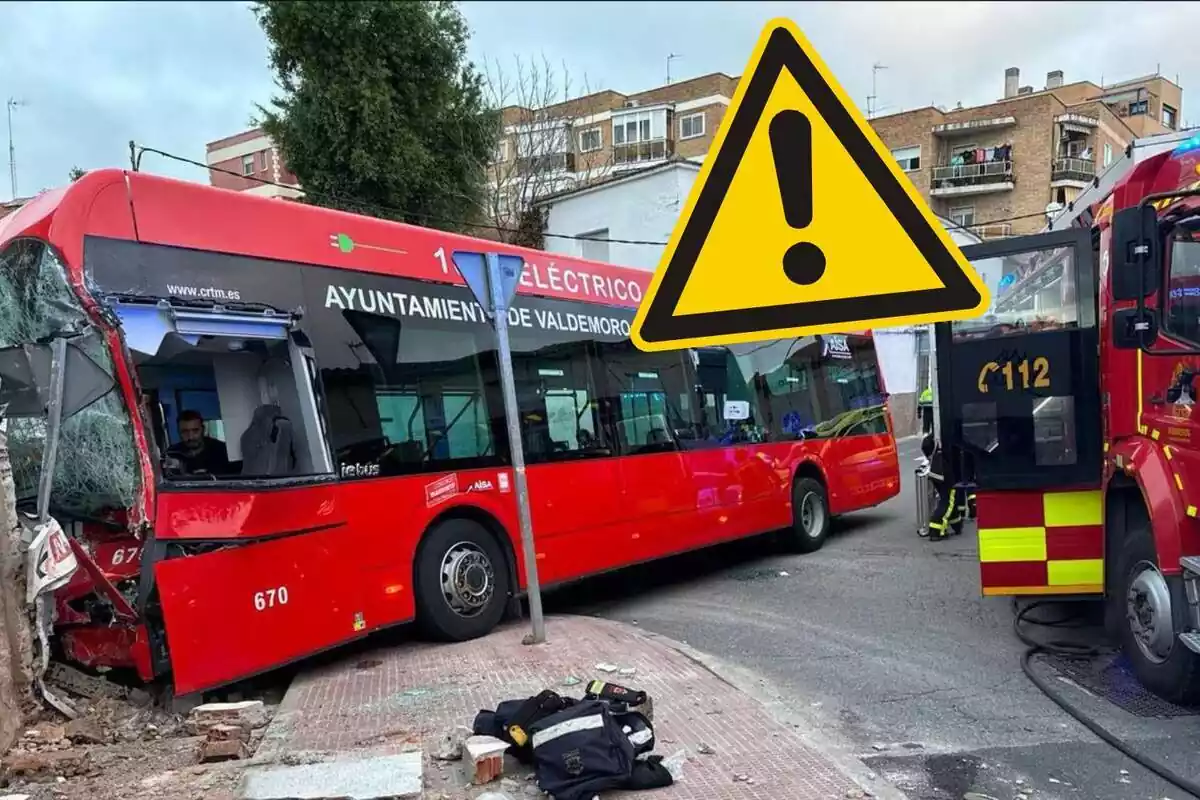 Autobús estrellat a Valdemoro amb un senyal d'alerta
