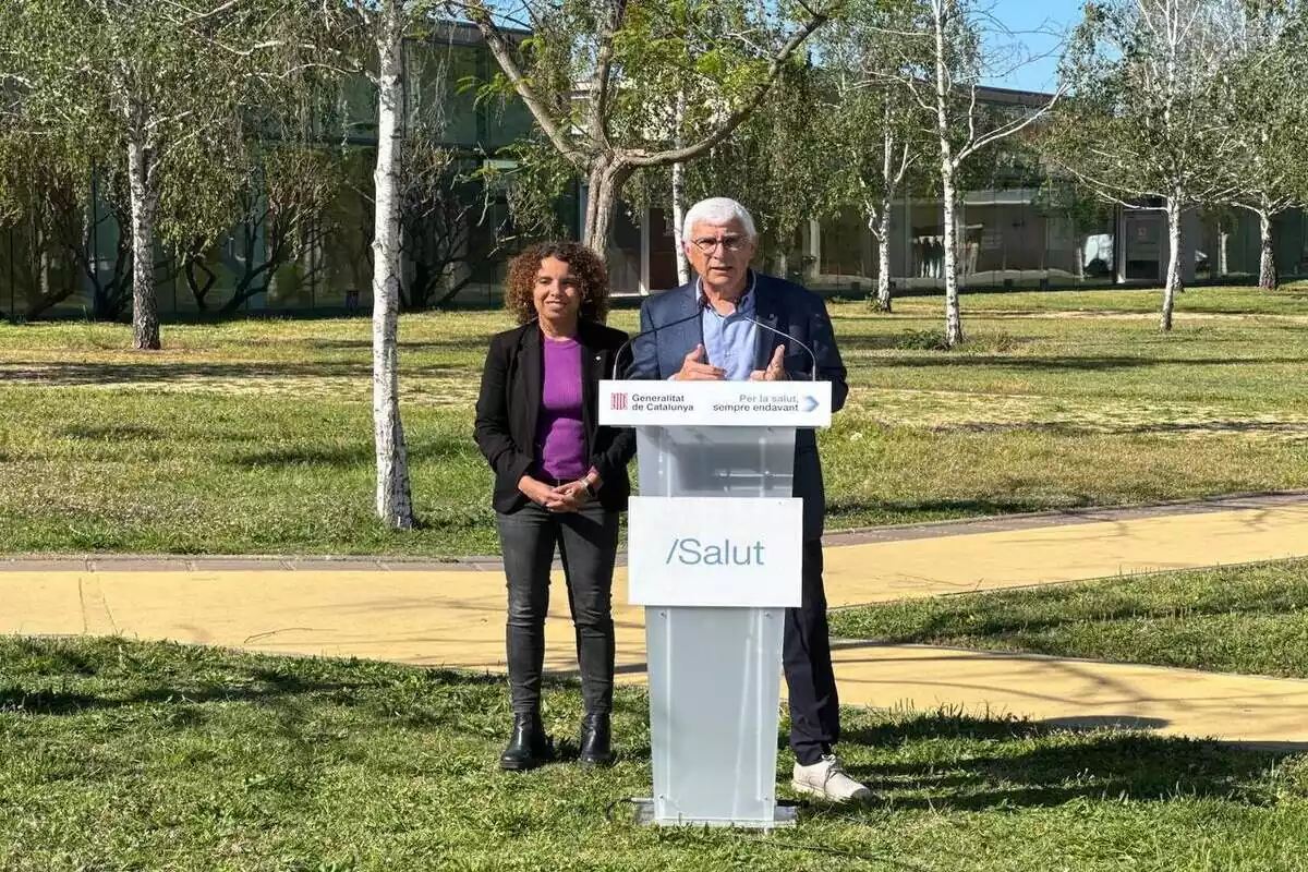 El conseller de salut, Manel Balcells, i la delegada del Govern de Girona, Laia Gañigueral, han autoritzat 25,3 milions d'euros per iniciar els treballs d'un nou campus de salut a Girona