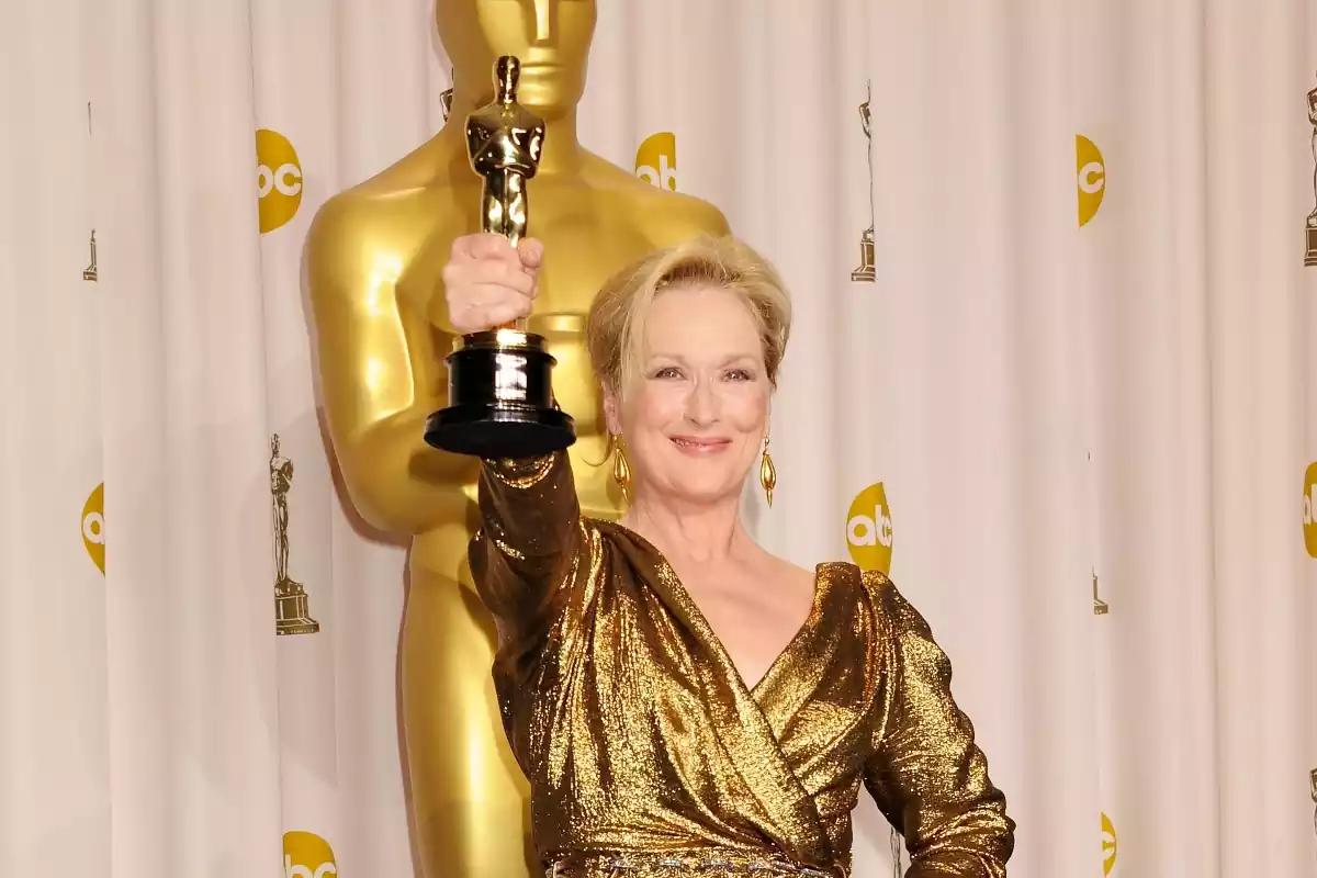 Meryl Streep amb un Oscar a la mà
