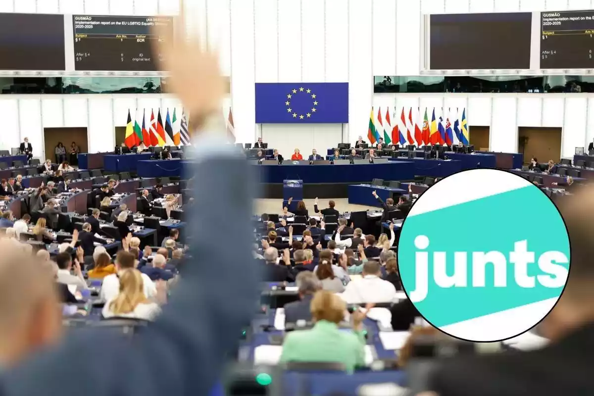 Parlament Europeu amb una imatge de Junts