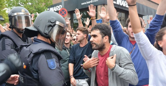 Agresion policia referendum 1