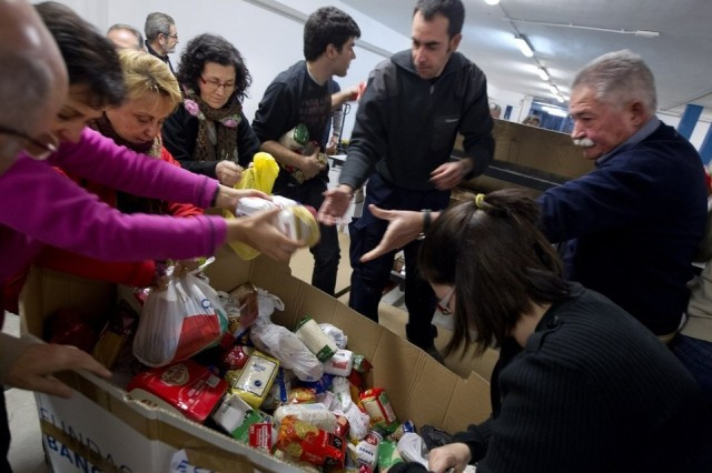 Voluntarios del banc dels alim 54355998727 54028874188 960 639 36682 2