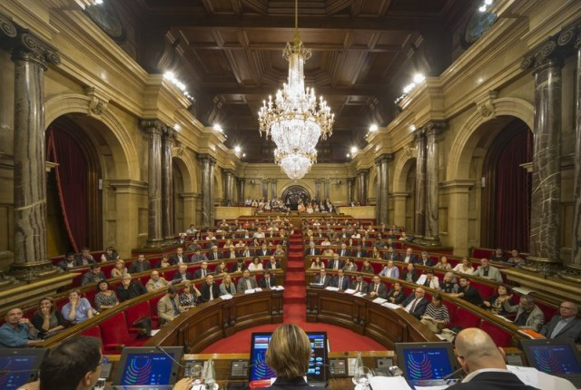 Parlament 18 1