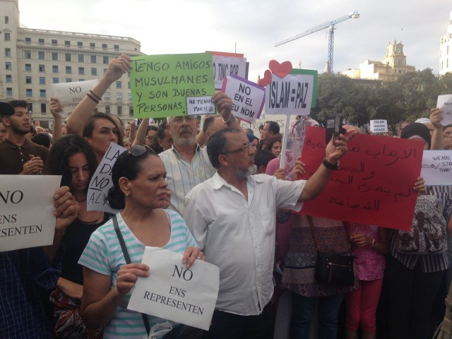 Manifestacion comunidad musulmana catalunya atentado 1