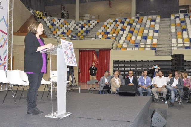 AdaColauenlaAsambleaenZaragoza 1