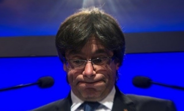 Puigdemont empuja Ok 1 1 1