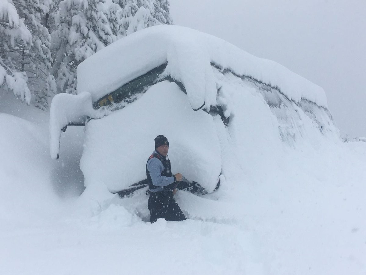 Menores atrapados nieve mossos saldes