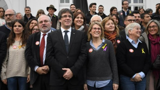 Puigdemont con elsa artadi bruselas