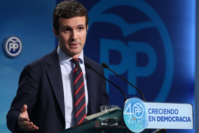 Pablo casado escuela catalua castellano