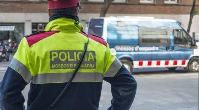 Mossos barcelona 1 1 1