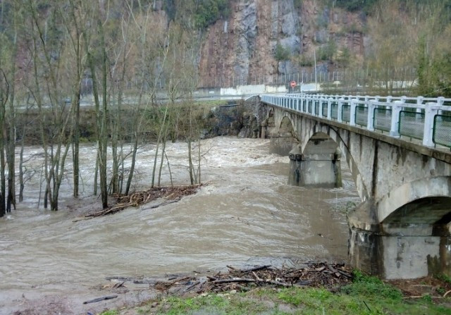 Inundaciones alerta caudal ro ros tiempo 11042018