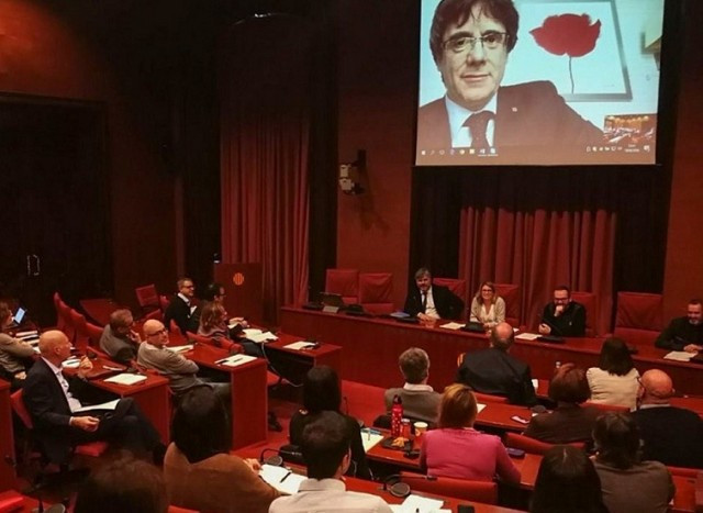 Puigdemont distancia 17042018