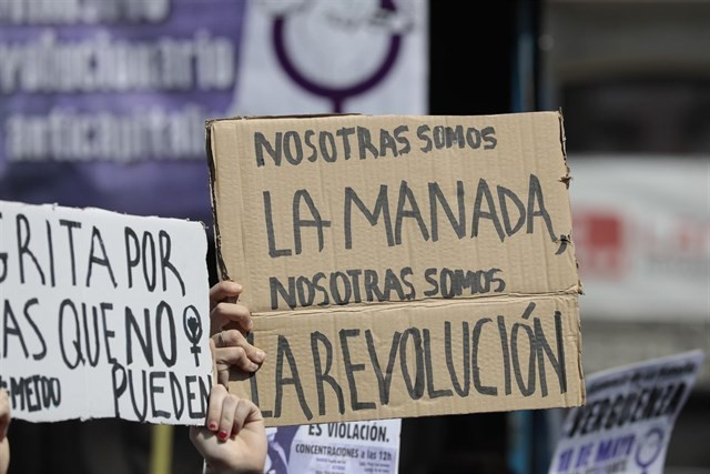 Manada manifestacin violaciones 10050218