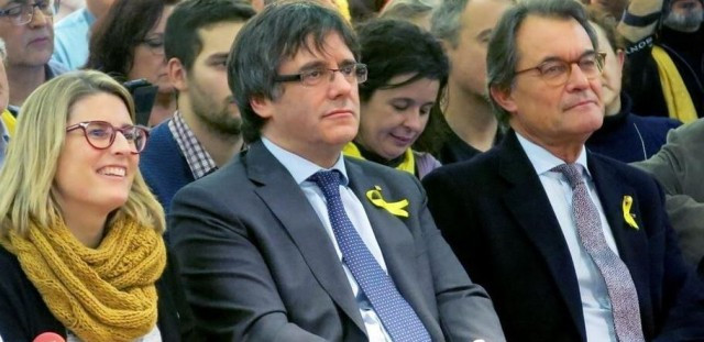 Atardi puigdemont y mas 1