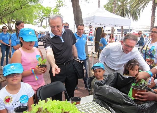 Faine voluntarios la caixa ninos vulnerables ep