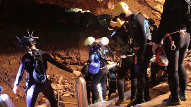 Buzos rescate cueva tailandia afp