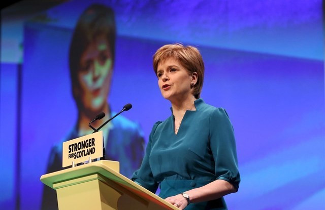 Sturgeon escocia ep