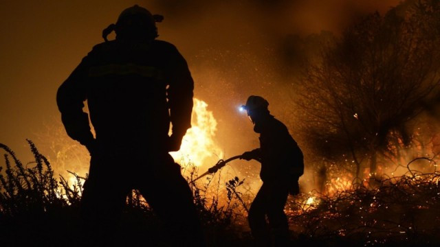 Bomberosforestalesextincionincendio 1 2