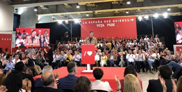 EuropaPress 2065222 El lder del PSOE y presidente del Gobierno Pedro Snchez en un mitin en Las Palmas