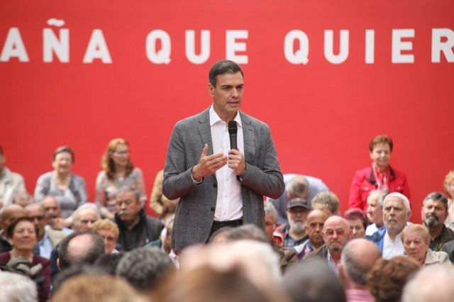 El lder del PSOE Pedro Snchez en un mitin en Legans Madrid