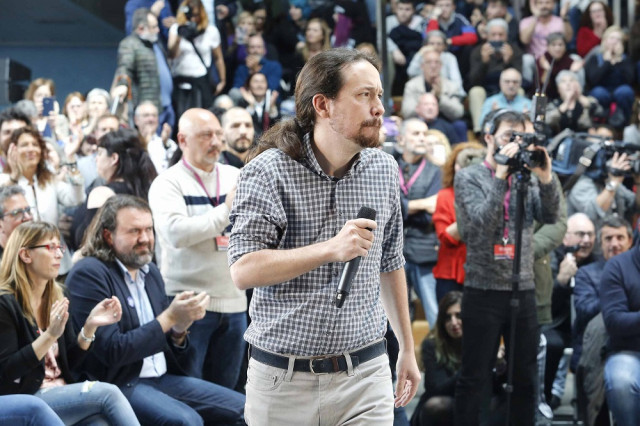 Pablo Iglesias interviene en un mitin