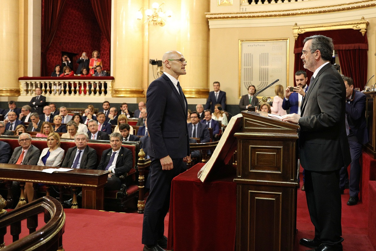 Romeva jurando el cargo senado