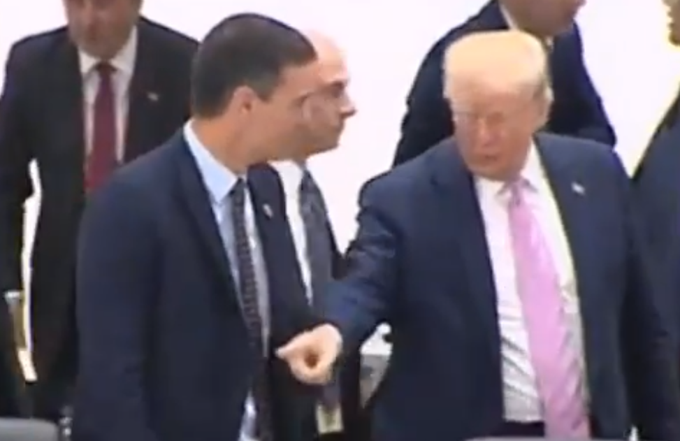 Trump señala su sitio a Pedro Sánchez