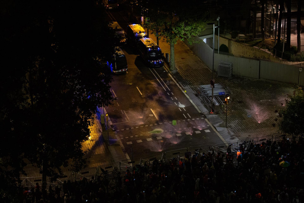 Manifestación frente a la conselleria de interior lunes 21 octubre