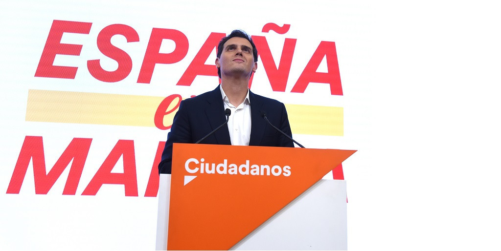 Albert Rivera dimite, renuncia a su acta parlamentaria y abandona la polu00edtica