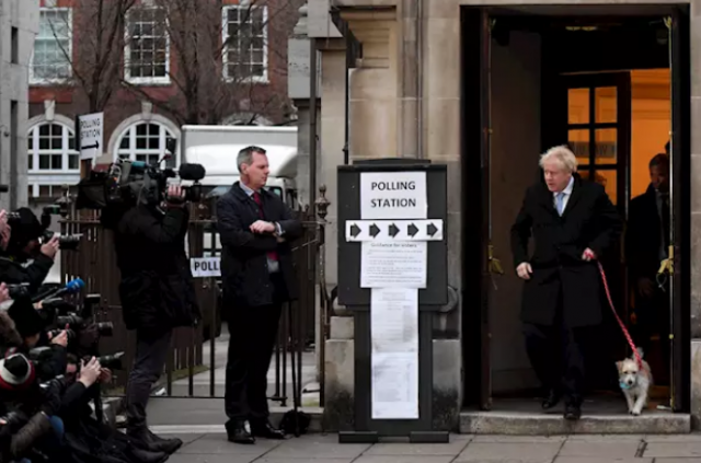 BorisJohnsonvotando