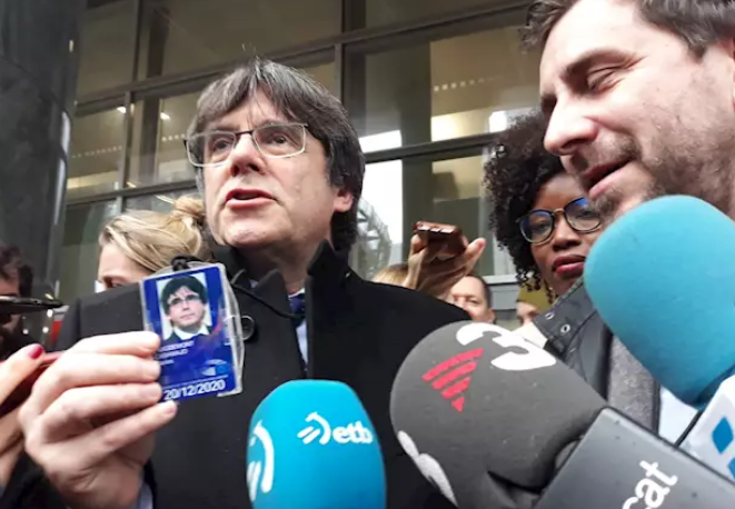 Puigdemont y Comín (acreditados en el Parlamento Europeo)