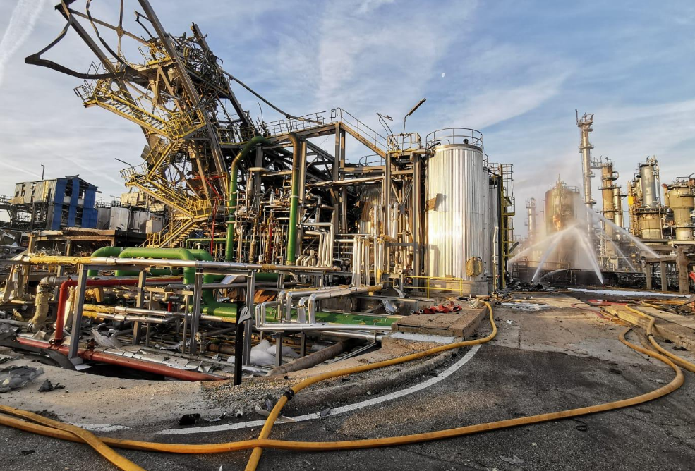 Petroquímica Tarragona destrossada (imatge)