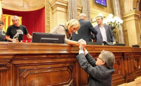 Els expresidents del Parlament De Gispert, Benach i Rigol tanquen la llista de Junts pel sí