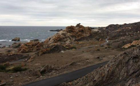 Mor una dona a Cadaqués després d'esperar una hora una ambulància que no podia accedir al lloc