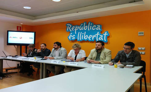 ERC, MES i Avancem signen un acord municipal de l'esquerra catalanista