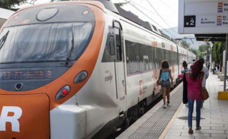 Tensió entre Transports, Generalitat i sindicats de Renfe pel traspàs de Rodalies