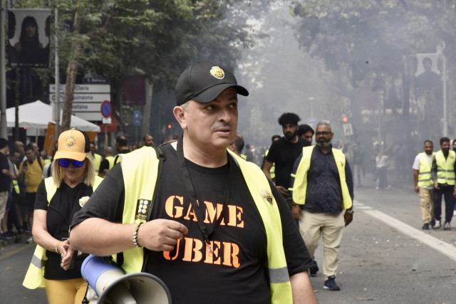 EuropaPress 5270641 portavoz elite taxi tito alvarez marcha lenta delegacion gobierno contra