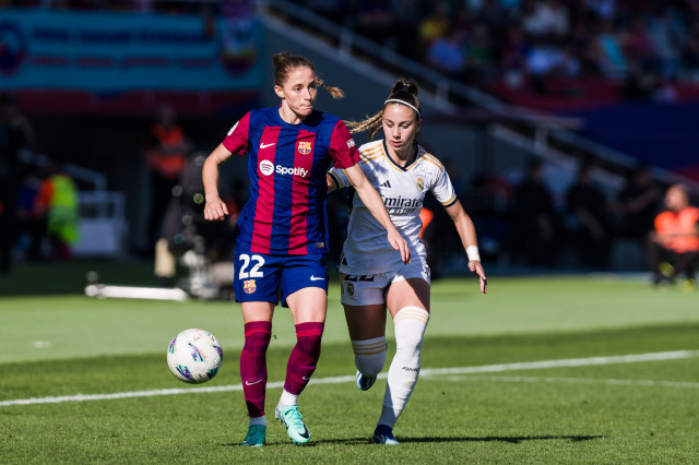 EuropaPress 5587181 athenea castillo of real madrid femenino in action against ona batlle of fc