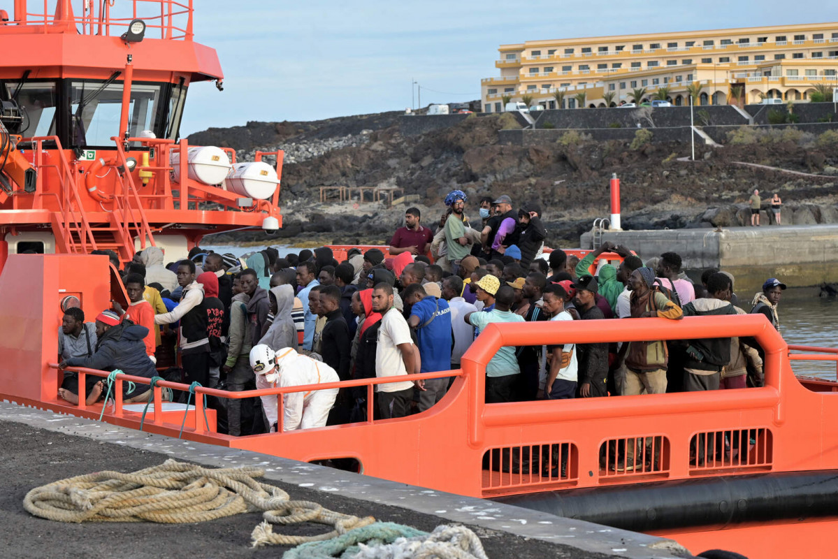 Europapress 6012336 embarcacion salvamento maritimo rescata 190 migrantes llegaron anoche 1600 1067
