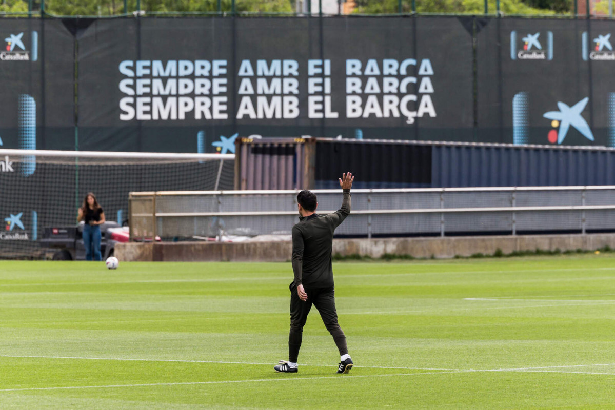 Europapress 5985063 xavi hernandez head coach of fc barcelona during the training session of fc 1 1600 1067