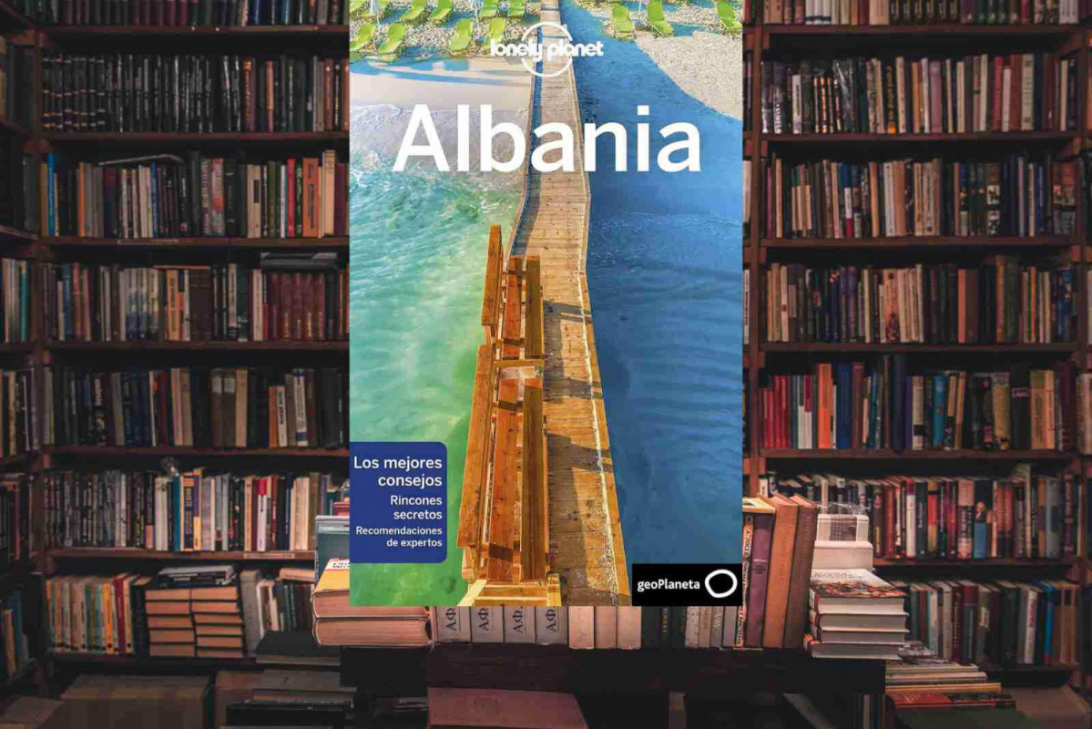 Biblioteca albania 1600 1067