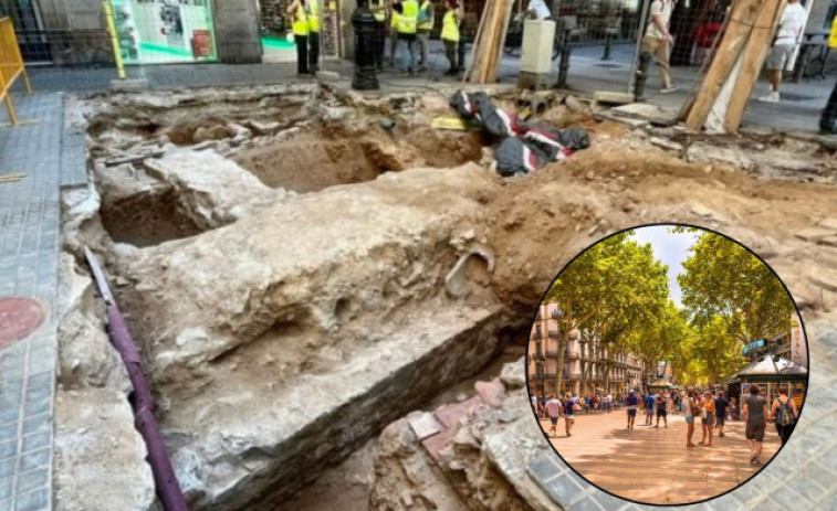 Descobreixen una entrada de la muralla medieval de Barcelona gràcies a les obres de les Rambles