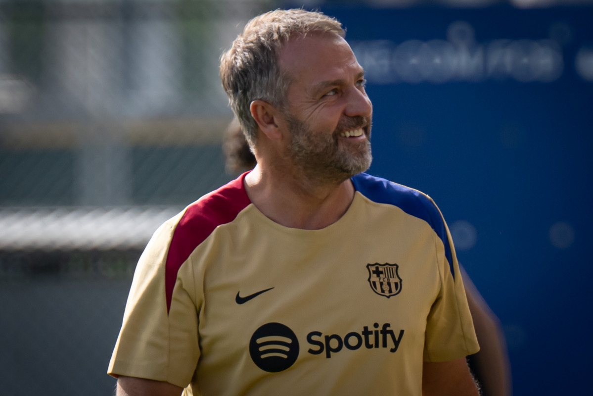 EuropaPress 6097332 19 july 2024 spain barcelona fc barcelona head coach hans flick gestures (1)