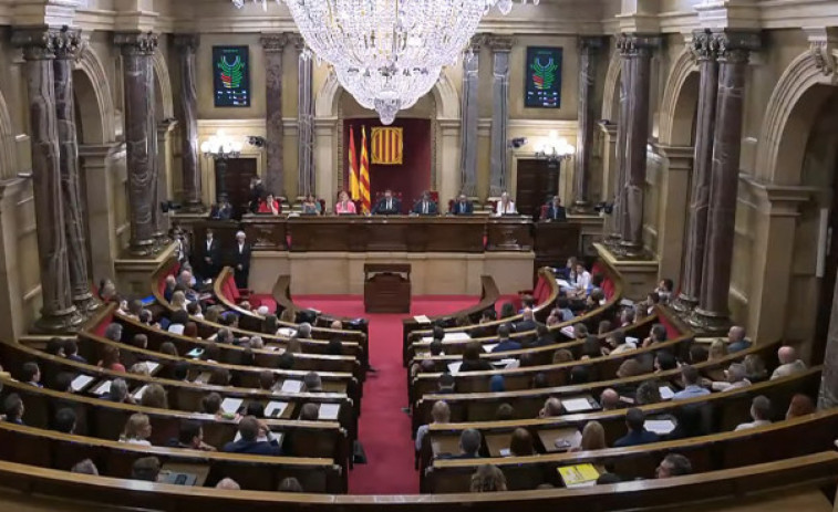 El Parlament aprova el canvi de reglament i designa els nous senadors