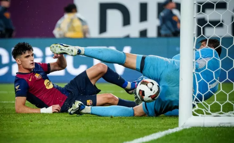 El Barça s'imposa al Madrid en el clàssic de la tormenta i de Pau Víctor (1-2)