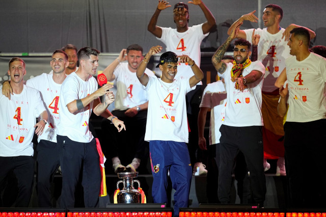 EuropaPress 6090884 players of spain celebrate during the celebration of spain team at cibeles