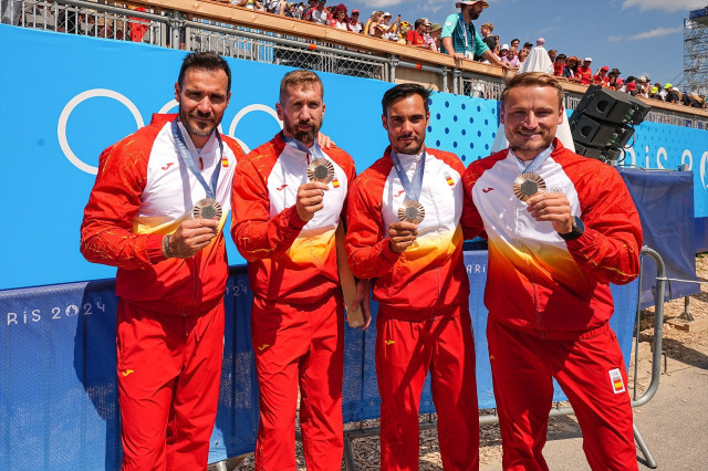 EuropaPress 6146912 bronze medalists saul craviotto carlos arevalo marcus cooper and rodrigo