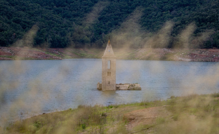 El nivell de l'aigua als embassaments del Ter-Llobregat cau més de dos punts en dues setmanes