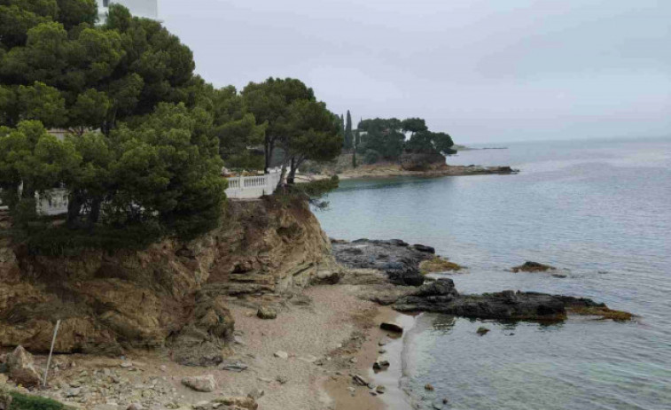 Mor una dona de 60 anys al caure per un penya-segat al camí de ronda de Llançà