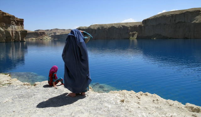 EuropaPress 5401053 july 10 2013 band e amir national park afg band e amir park is popular with